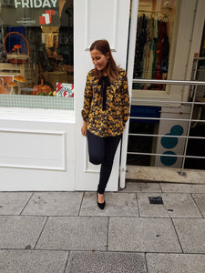 Blusa estampada premium Molly Bracken - Cloe Boutique